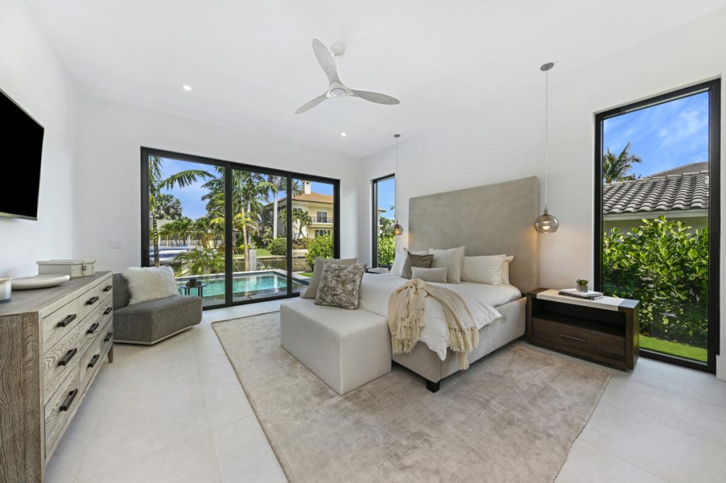 Coconut Palm Estate-Brand New Custom Build — image 44